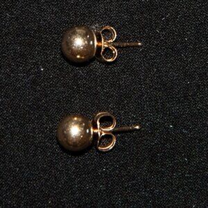 14K Yellow Gold Stud Earrings 6MM